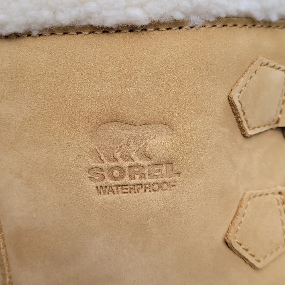 Sorel caribou slim boots